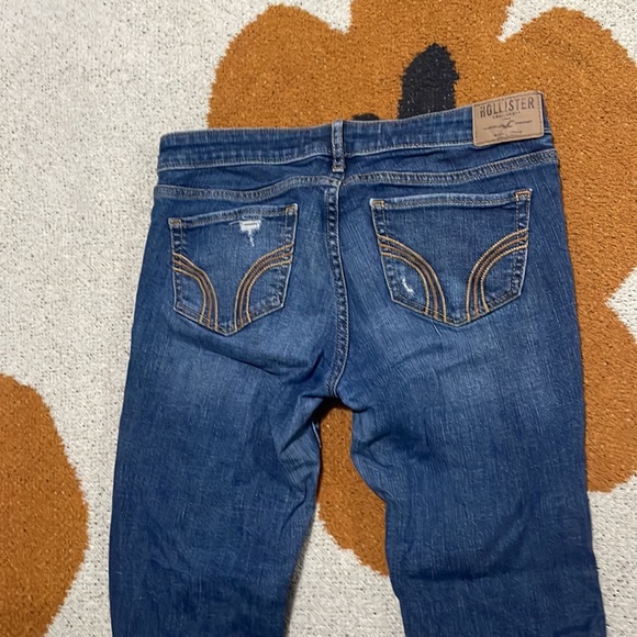Barely worn Hollister jeans W27 L32, size 5 regular - Picture 2 of 3